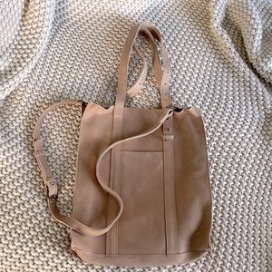Able Elsabet Adjustable Tote